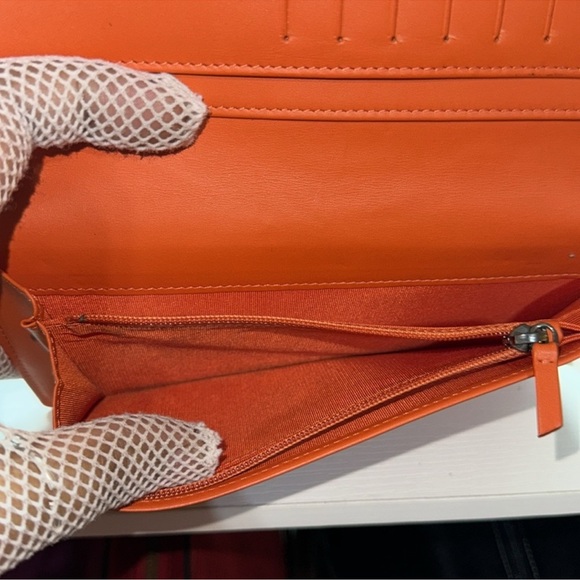 💯 Authentic Chanel Patent Leather wallet - Picture 7 of 11